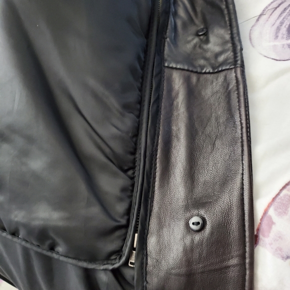 Genuine Leather Coat w/Genuine Fox Collar size small - Picture 5 of 10